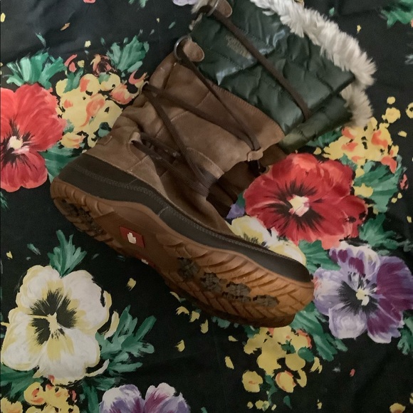 Women’s winter boots The North face size9 no tear - Picture 1 of 15